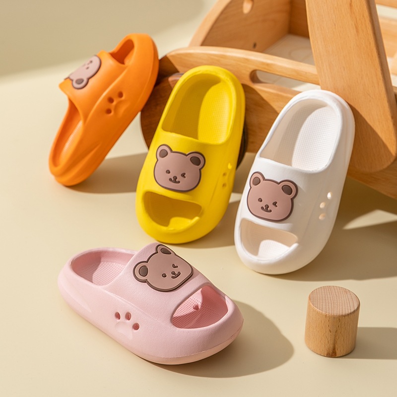 Little Bear Children's Slippers Girls' Summer Home Thick Soft Soled Slippers Outdoor Cartoon Baby Girls' Sandals