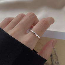 925镀银戒指女小众设计时尚素圈轻奢个性食指戒ins潮字母开口指环