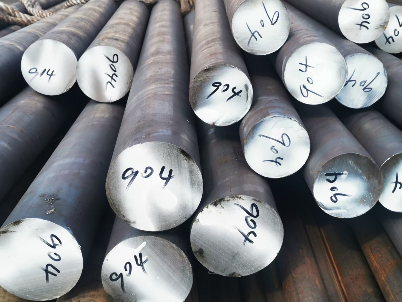 904l8625310s347hc276f5531实心不绣钢现货折弯方圆钢黑棒