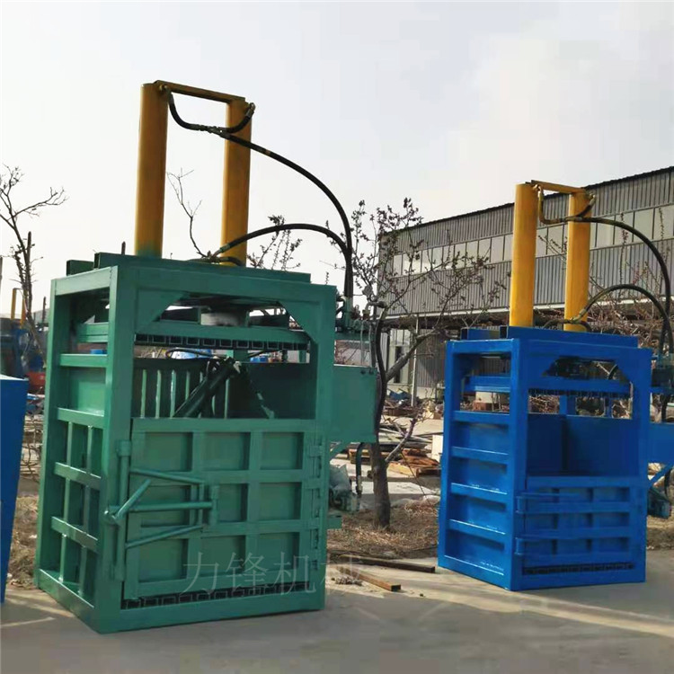 半自动立式液压打包机80吨废旧塑料瓶打包机价格废金属铁屑打包机