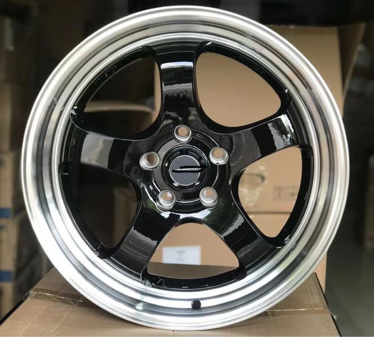 18寸汽车轮毂适合车用奥德赛杰德格锐志图雅阁凯美瑞埃尔法-阿里巴巴