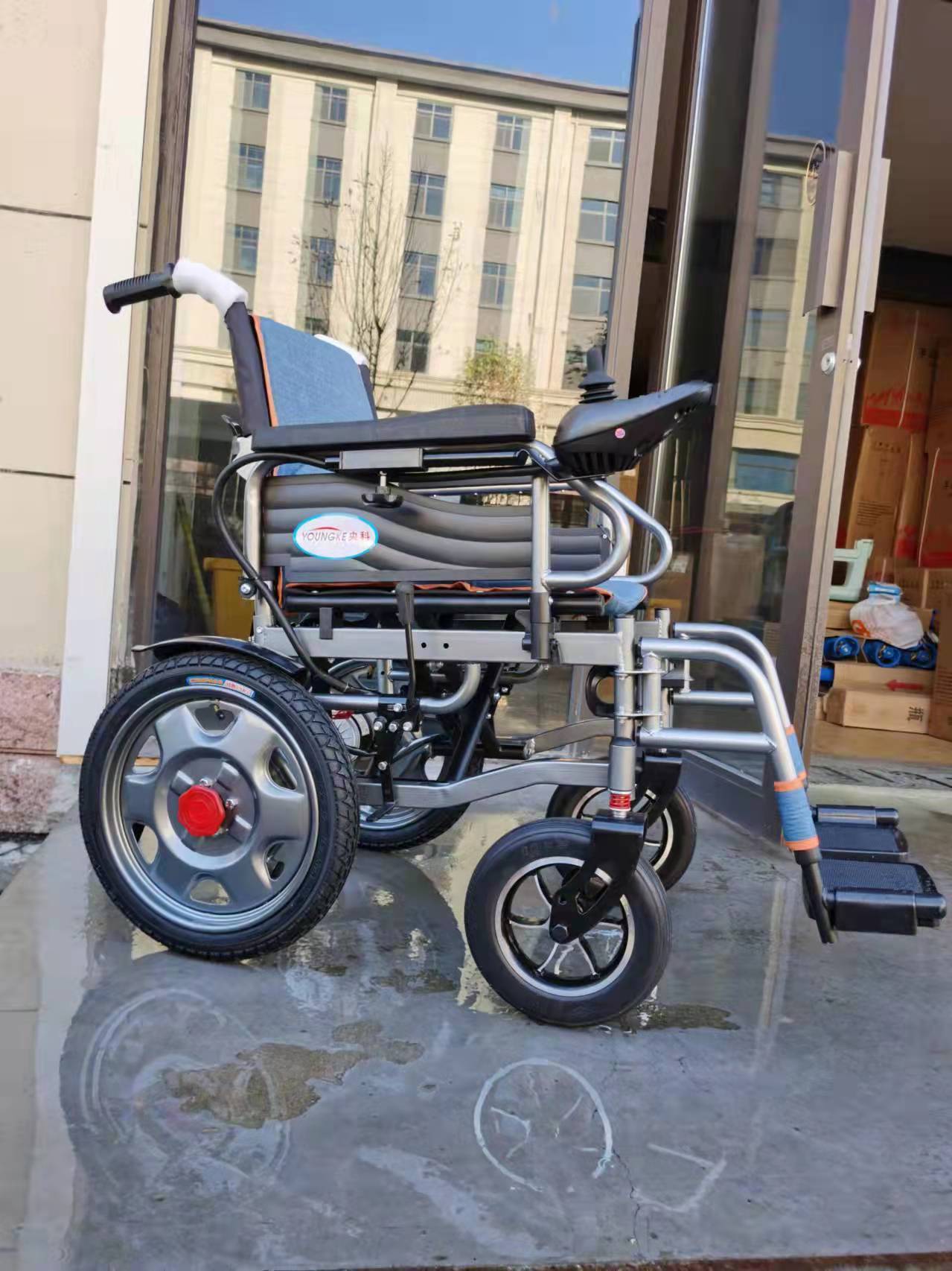 央科电动轮椅可折叠轻便老年残疾人 自动智能四轮代步车现货