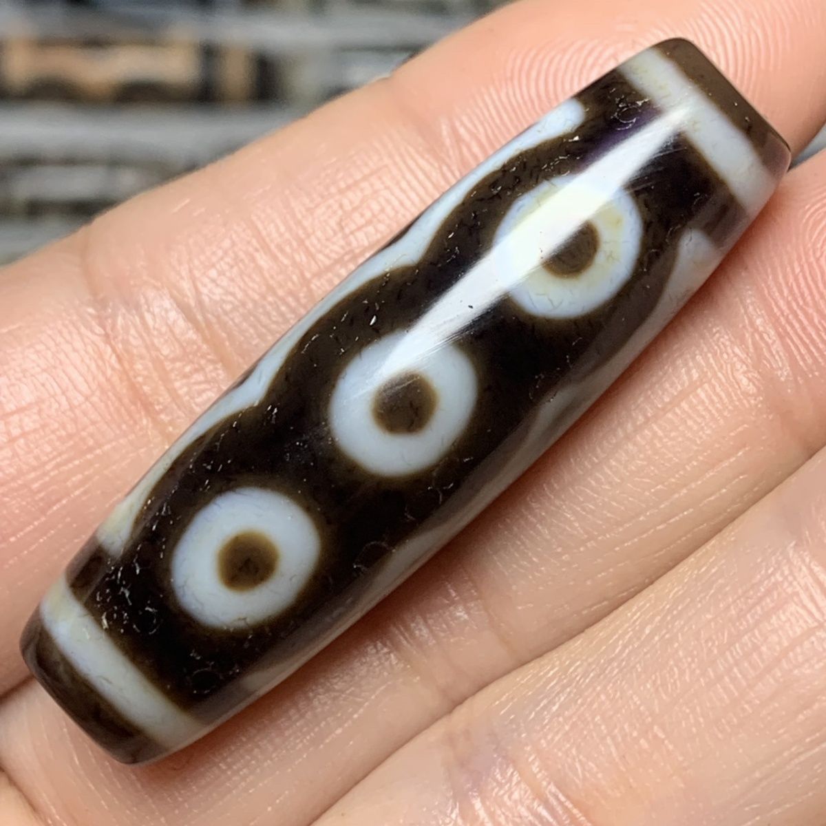 一物一图 天然玉石真品古法优品五眼天珠玛瑙文玩43*12.6mm-阿里巴巴