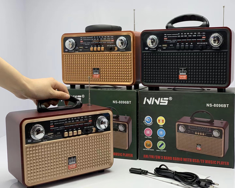 New NS-8096bt Retro Wood Wireless Bluetooth Speaker Portable Outdoor Radio Plug-in Card Bluetooth Speaker