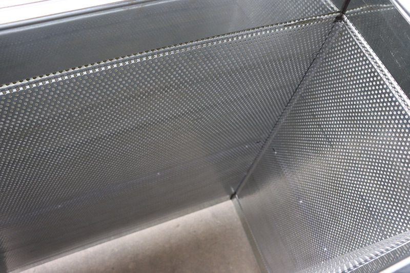 正业定制不锈钢微穿孔板消声静压箱zp欢迎咨询