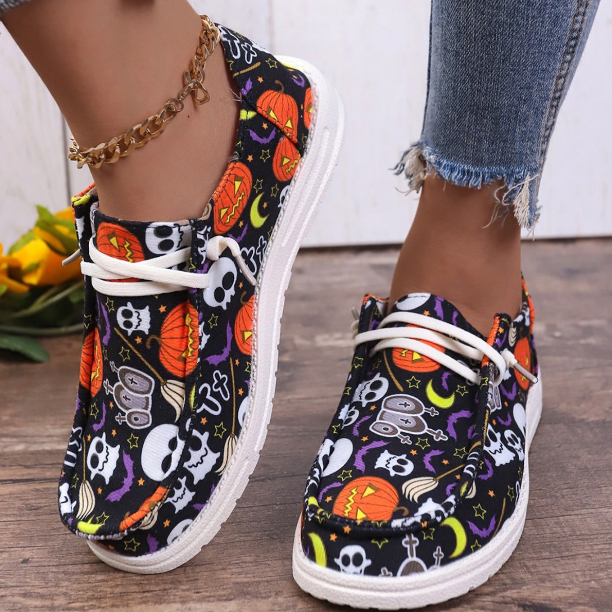 跨境大码春万圣节元素休闲鞋外贸大码南瓜印花幽灵骷髅头帆布鞋女