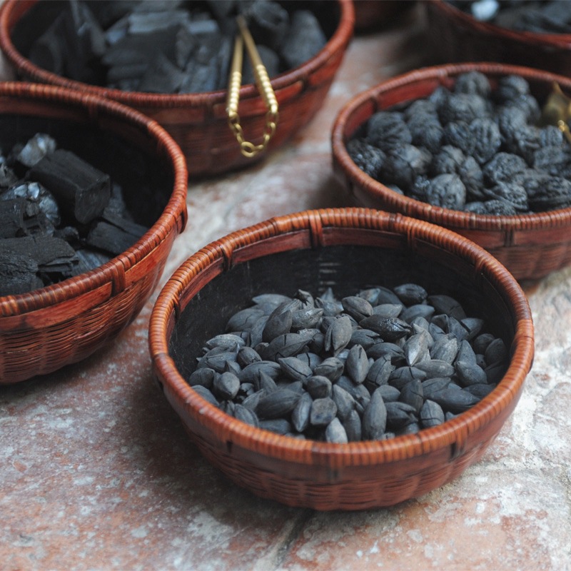 批发龙眼炭乌榄炭核桃炭煮茶炭钵炭炉功夫茶用整颗果木碳竹炭篓烧