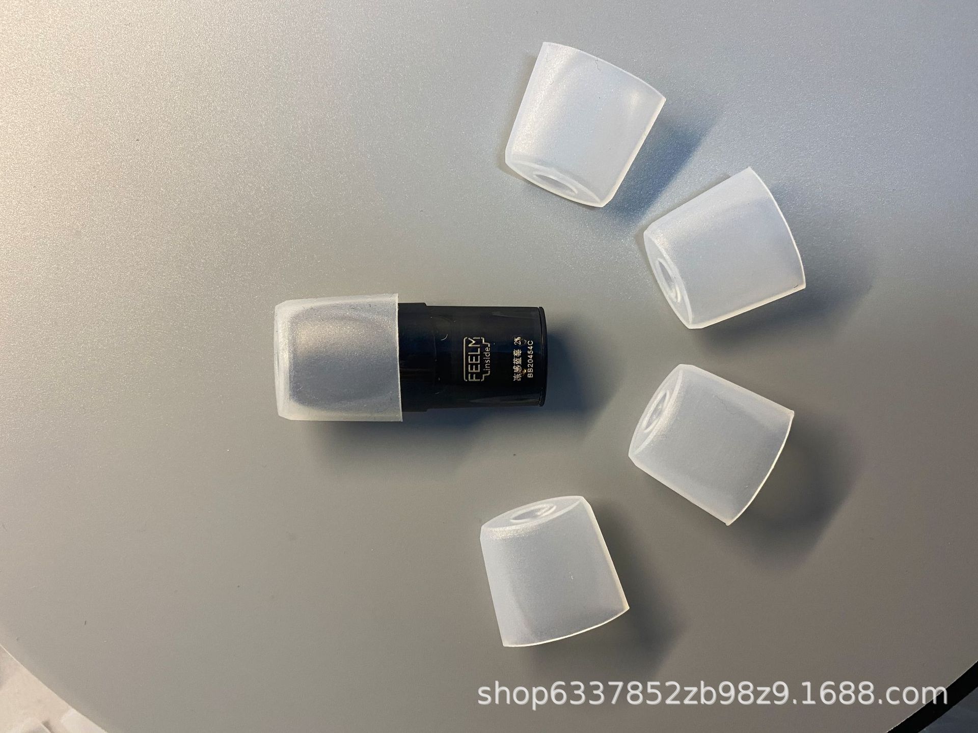 悦刻客1代一次性硅胶烟嘴套新扁口扁烟试味测试抽吸嘴vtv nrx mt