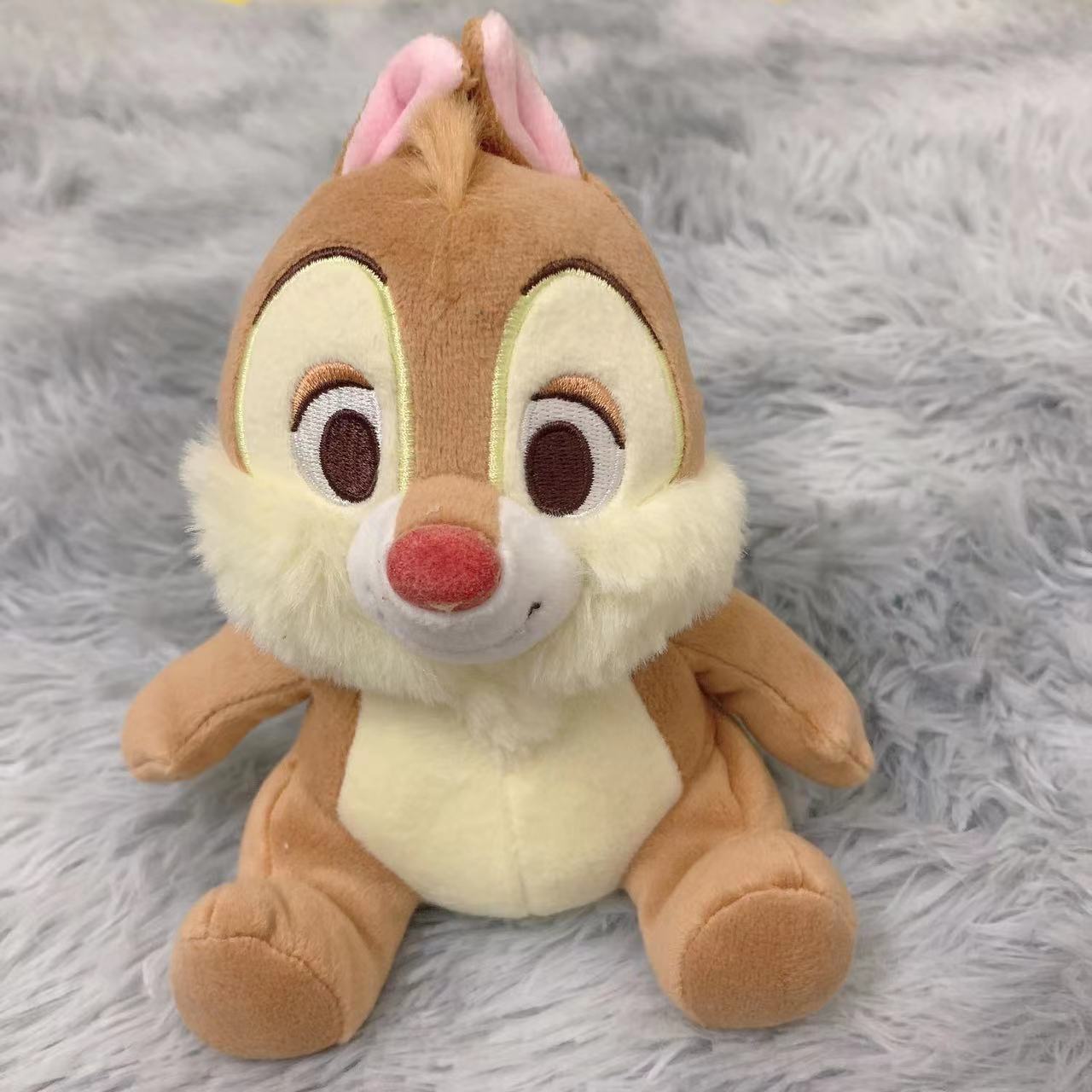 潮玩手办奇奇蒂蒂克莉丝毛绒公仔可爱松鼠仰望星空玩具摆件玩偶