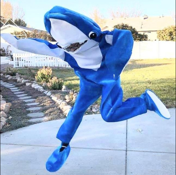 海底世界鲨鱼人偶服装cosplay大白鲨简易行走表演服儿童六一道具