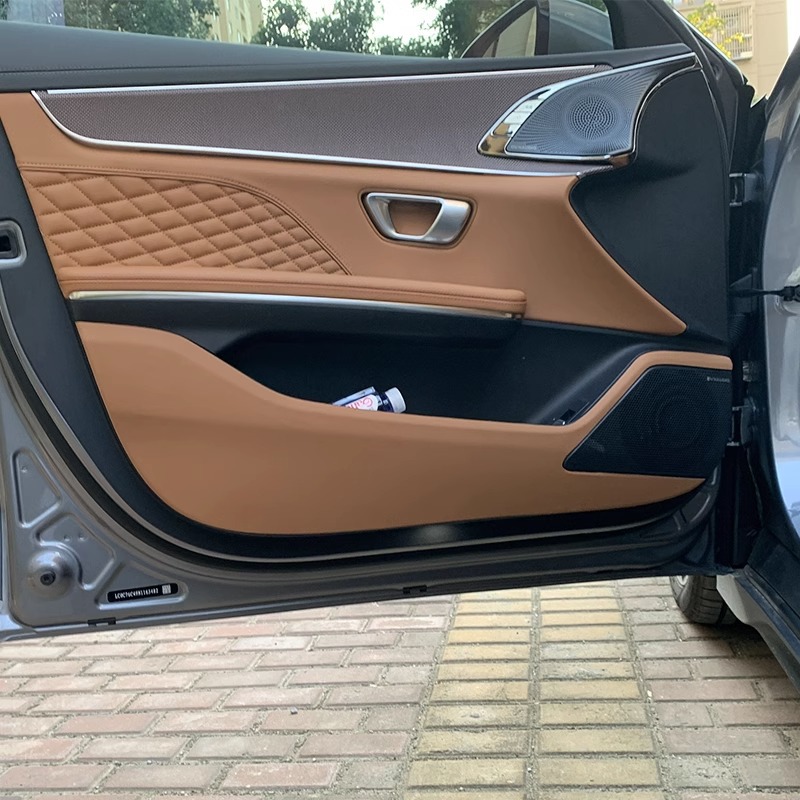 适用20-23款比亚迪汉dmi车门防踢垫座椅ev专用门板改装饰防护贴