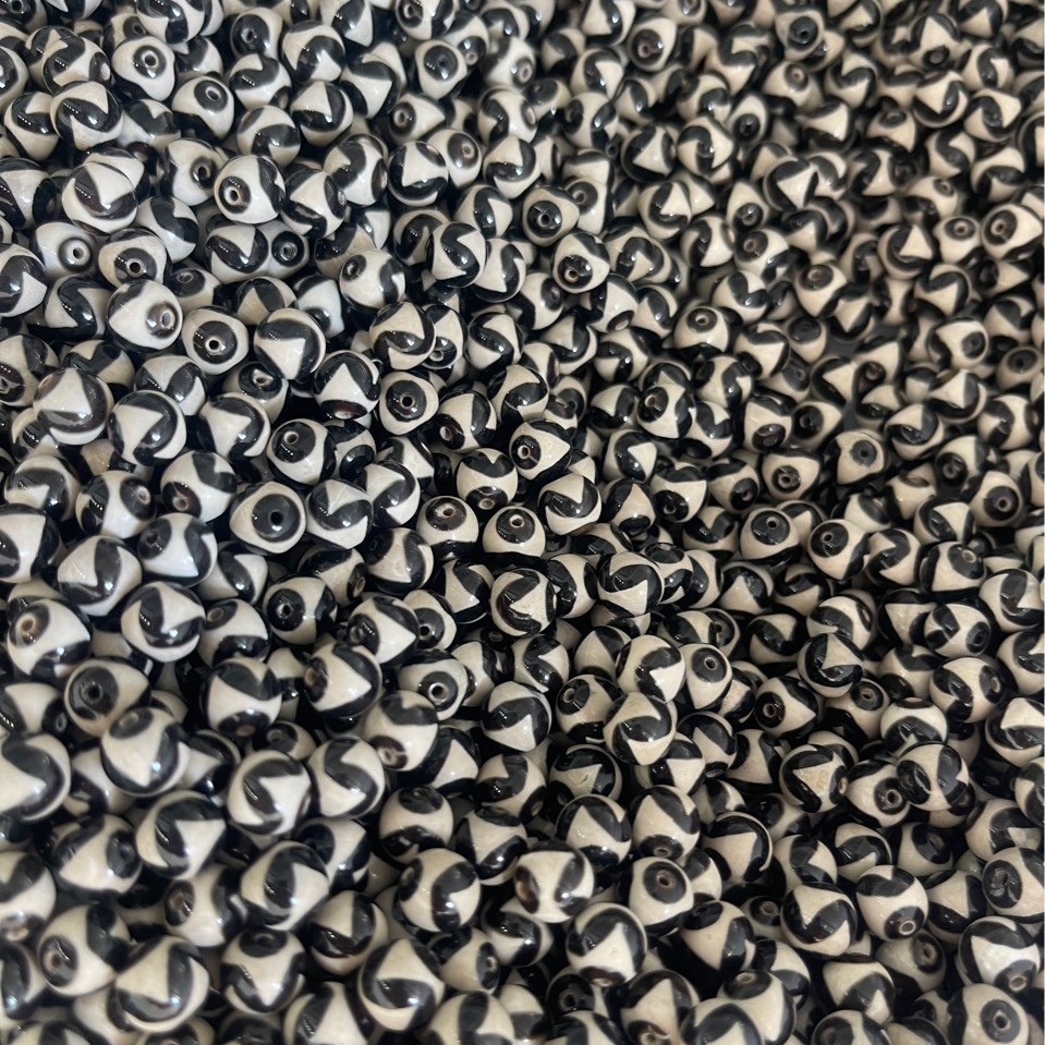 现货精品5A货黑白虎牙天珠圆珠配饰配珠DIY玛瑙圆珠天珠配珠批发