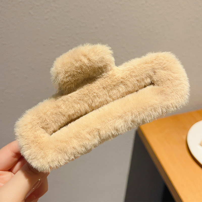 Oversized Plush Grip Square Hairy Hair Clips 2023 New Back Head Shark Clip Hairware Updo Hair Clip