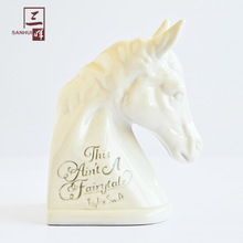欧式简约陶瓷马头造型工艺摆件 外销创意陶瓷骏马款式家居摆件