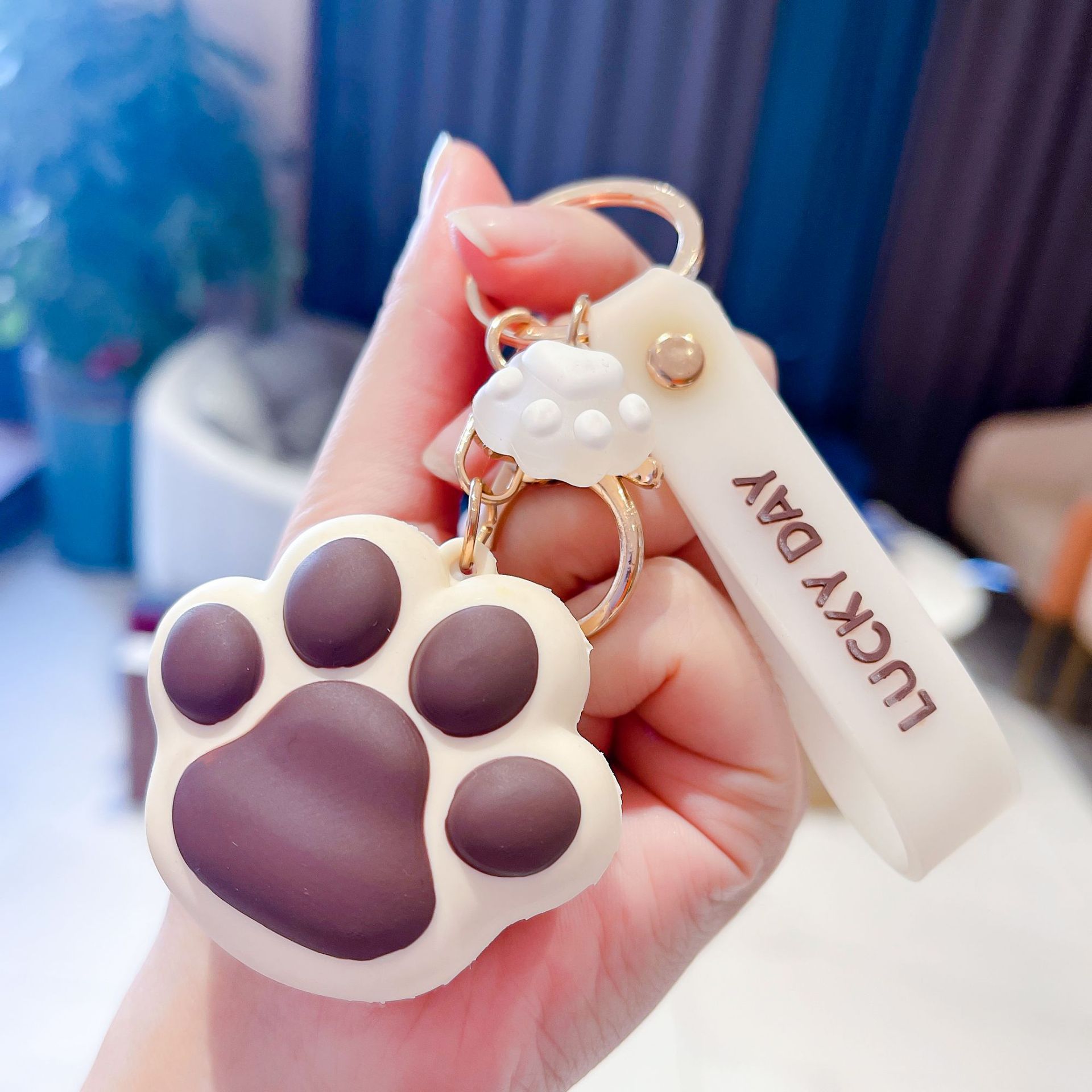 New Creative Cute Kitten's Paw Keychain