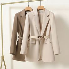 米白色西装外套女腰带2024新款春秋季设计感小众免烫气质小西服