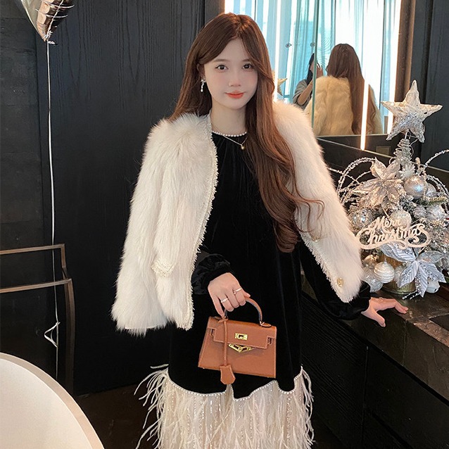 羽毛拼接丝绒裙 黑天鹅手工羽毛 重工丝绒拼接珍珠羽毛流苏连衣裙