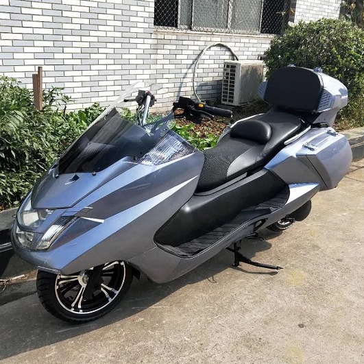 全新巡洋舰t2大船踏板车复古150c摩托车蛟龙发动机马杰斯特t3t8h2
