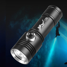 新款2*XHP50潜水强光手电筒黄光+白光磁控开关定焦大功率潜水手电