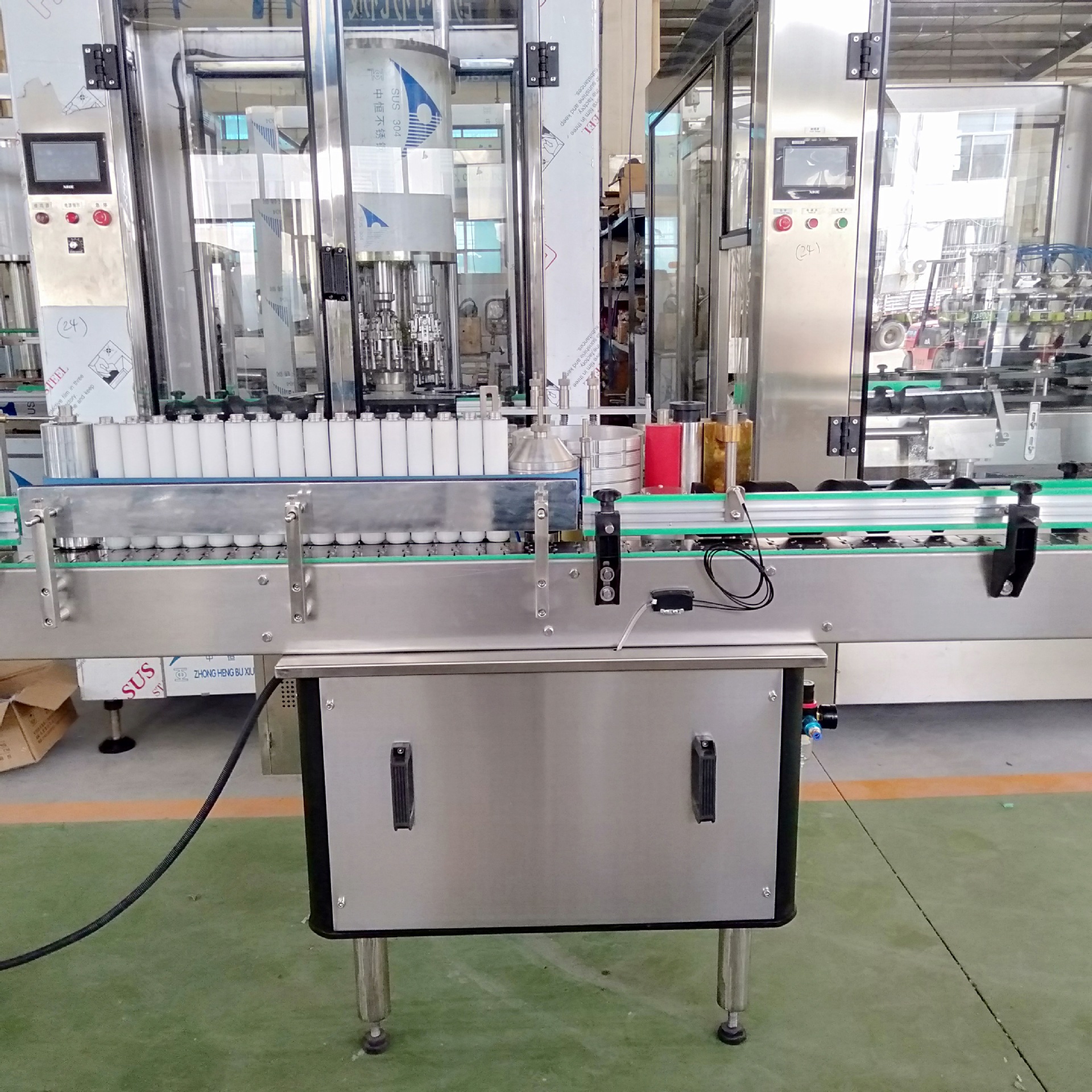 贴标机全自动浆糊贴标机圆瓶单面白酒贴标机酱油醋贴标机