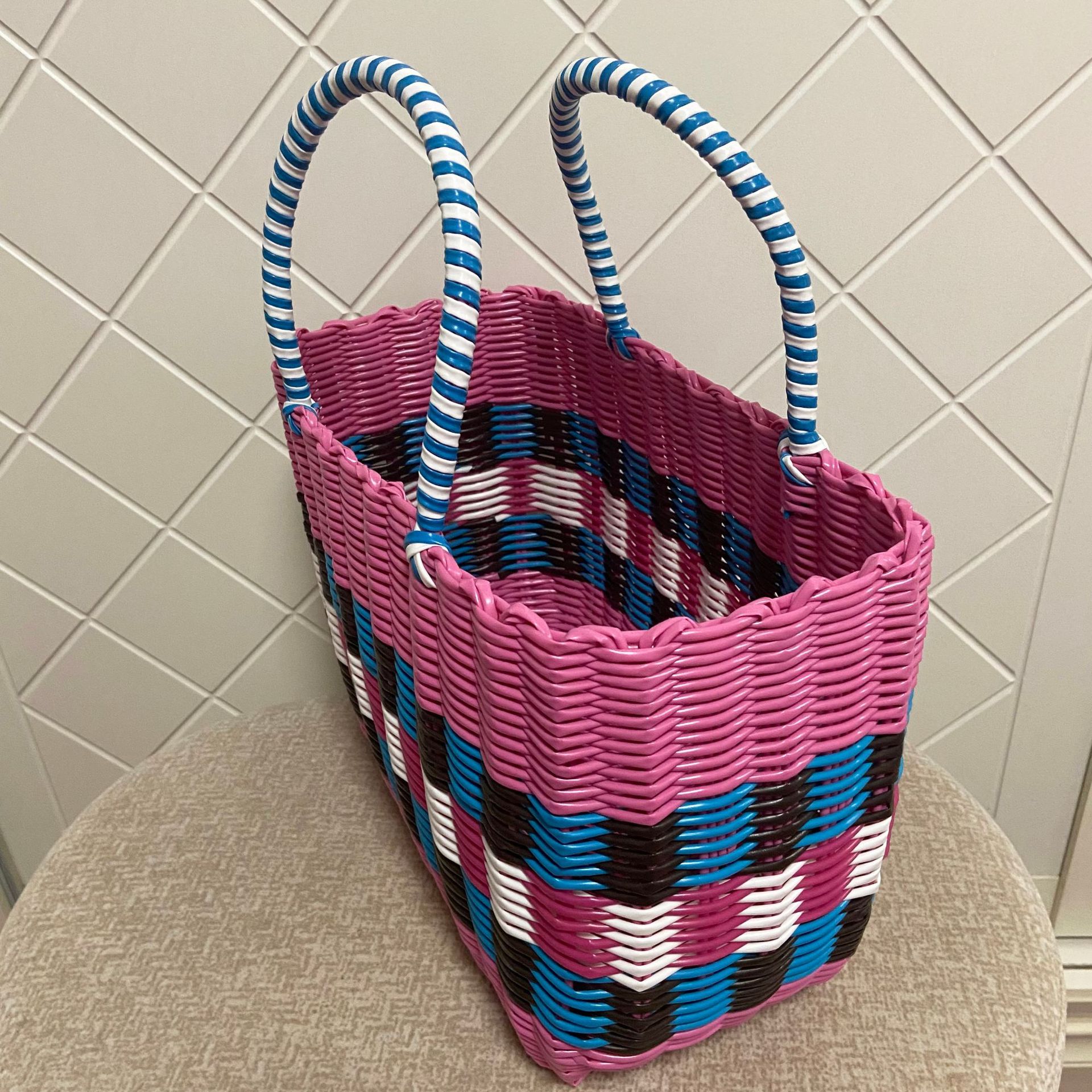 塑料编织收纳篮手提购物篮筐大号简约菜篮子买菜筐洗澡篮批发代发