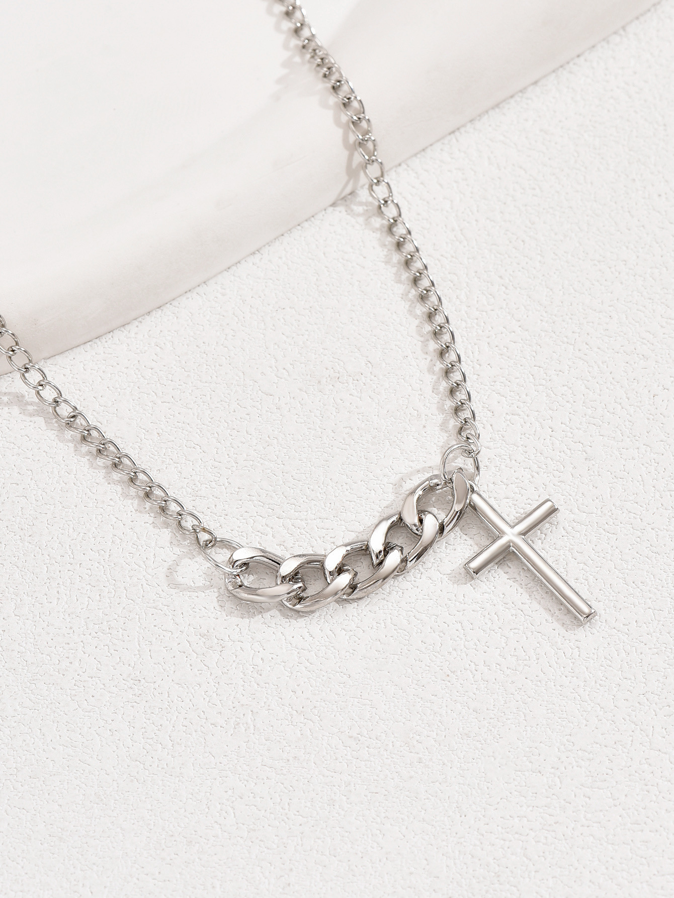 韩国ins风 复古短款十字架毛衣链女网红简约小众轻奢项链气质百搭