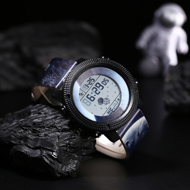 太空人手表男潮流运动儿童小学初中女学生ins 简约气质防水电子表