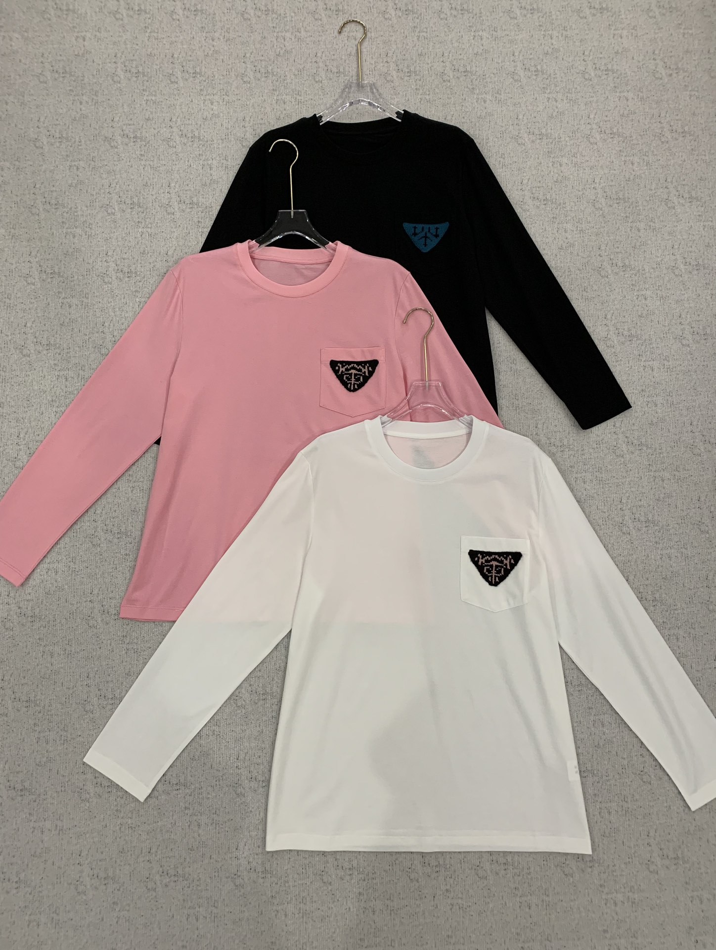 柜上同款原货剪标p家三角标长袖t恤女春季新款打底衫