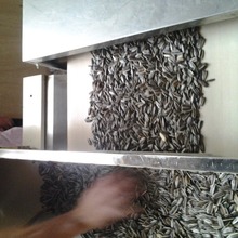 藤椒鸡丹棱冻粑青神腊肠特色产品灭菌设备枣夹核桃灭菌生产线