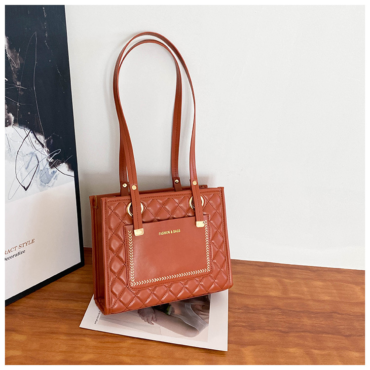 This Year's Popular Bag Women's Bag 2021 New Fashion Autumn and Winter Texture Special-Interest Design Shoulder Bag Rhombus Tote Bag