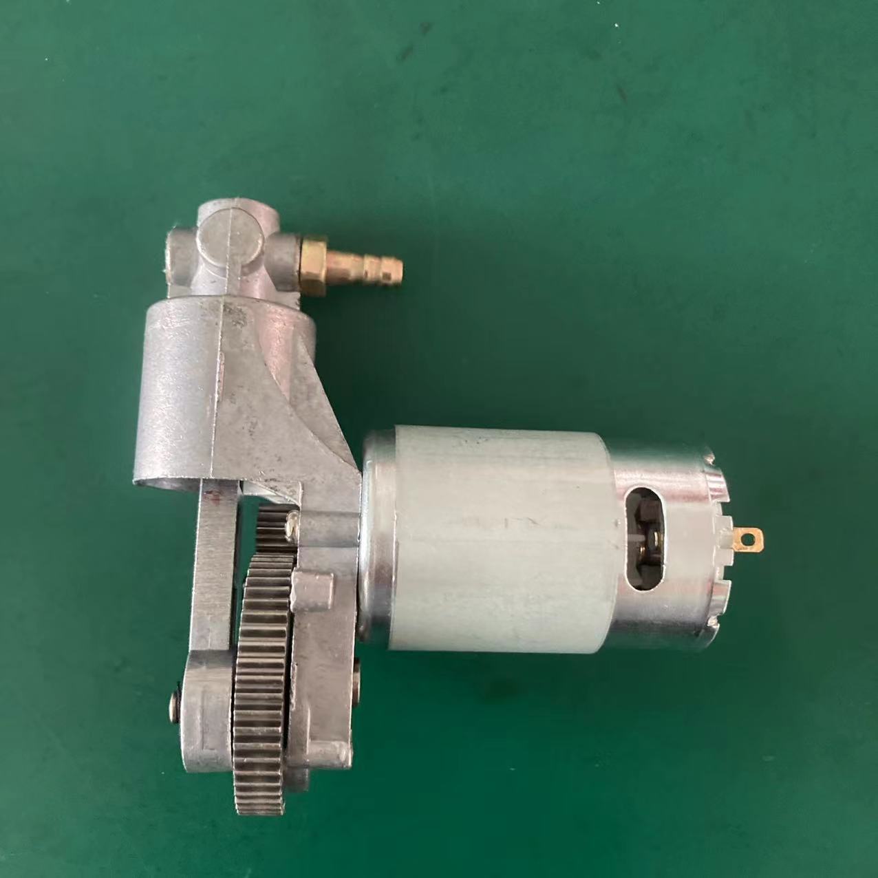 车载充气泵机芯12v打气泵充气泵直流微型充气泵直流打气泵泵头