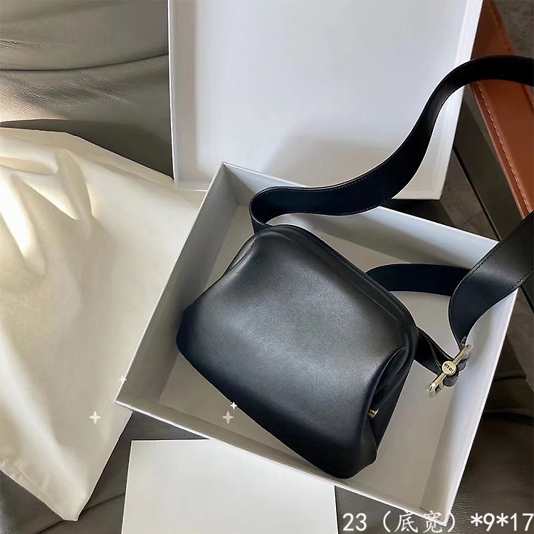 2024 New Korean Style Im Soo-Hyang Same Leather Women's Bag Mini Bag Bun-Shaped Bag Fashion Cattlehide Leather Clip Messenger Bag