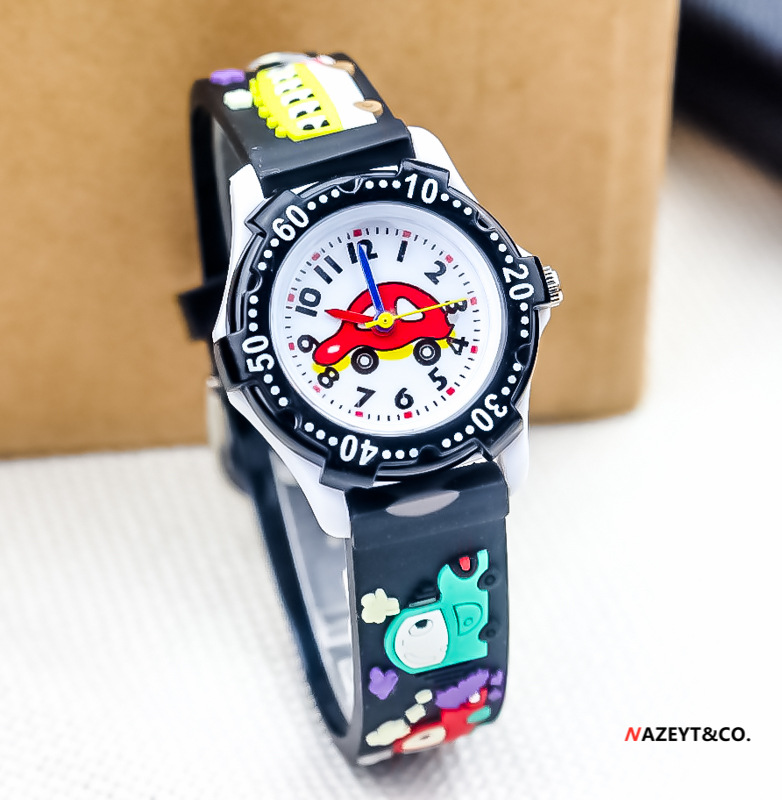 3成交0个韩版3d卡通汽车儿童手表可爱卡丁车男童女童防水电子表小朋友
