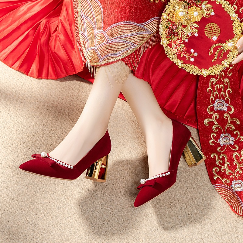 红色高跟鞋女结婚粗跟新娘不累脚高级感订婚鞋子秀禾婚纱两用中式