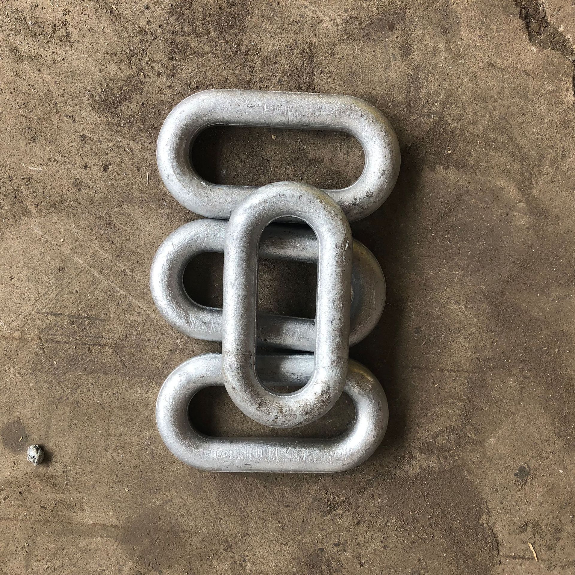 厂家销售出口型热镀锌延长挂环电力金具线路铁件连接挂环