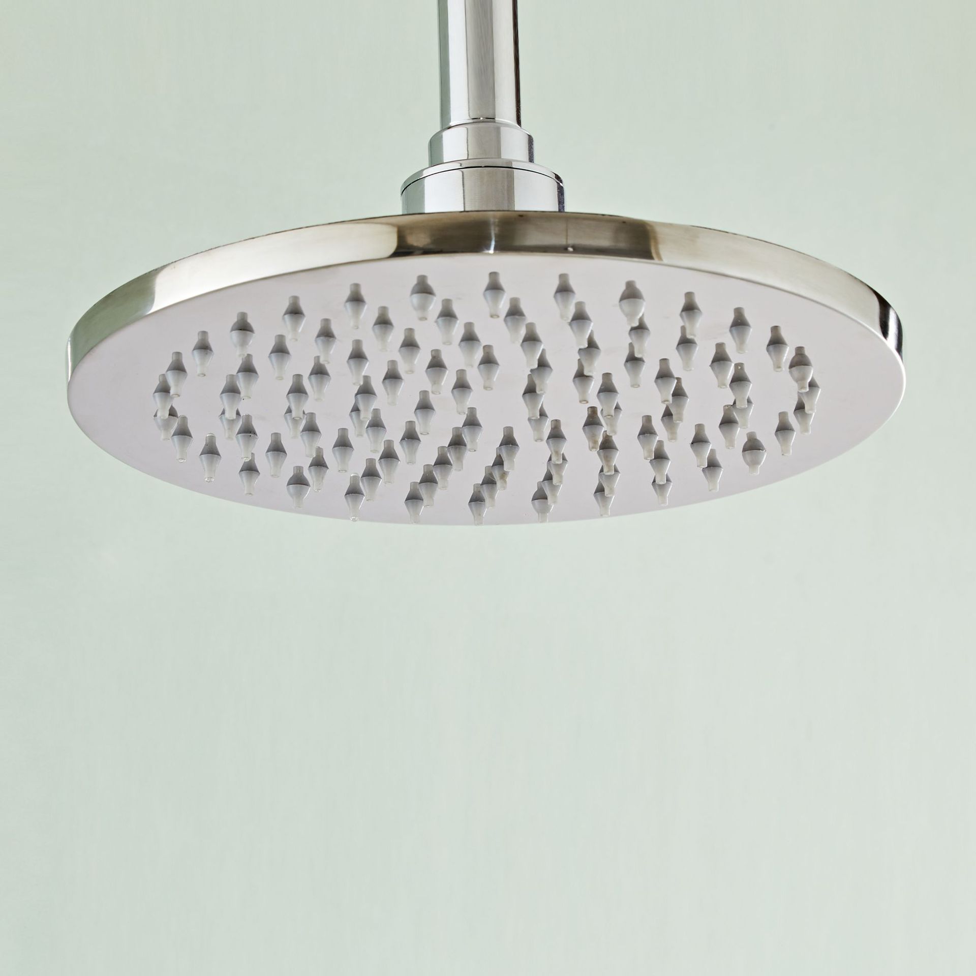 厂价供应不锈钢加厚增压顶喷led三色智能花洒8寸到12寸银色黑色