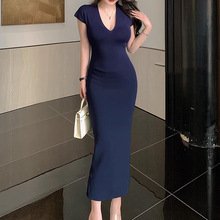 蓝色修身针织包臀连衣裙女夏季v领长裙高ji感设计气质显身材裙子