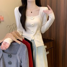 法式方领立体花朵长袖针织衫女秋d冬季设计感修身甜美chic打底上