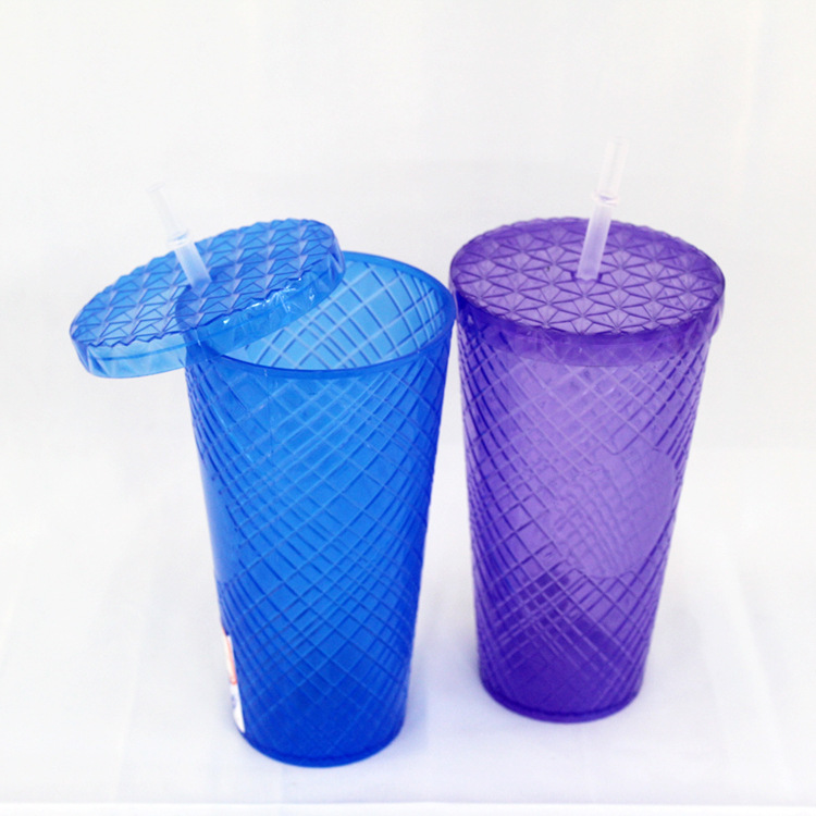 New Plastic Suction Cup Cup with Straw