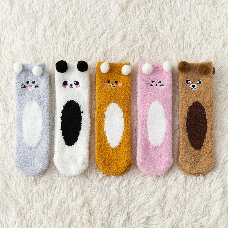 2021 Autumn and Winter New Women's Mid Tube Stockings Three-Dimensional Cartoon Cute Bear Coral Fleece Home Room Socks Half Velvet Sleeping Socks