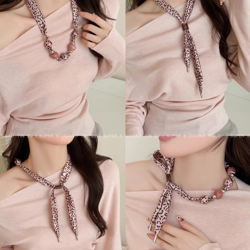 ornament accessories niche design sweater chain light luxury high-grade accessories pink leopard print magnetic pearl necklace for women