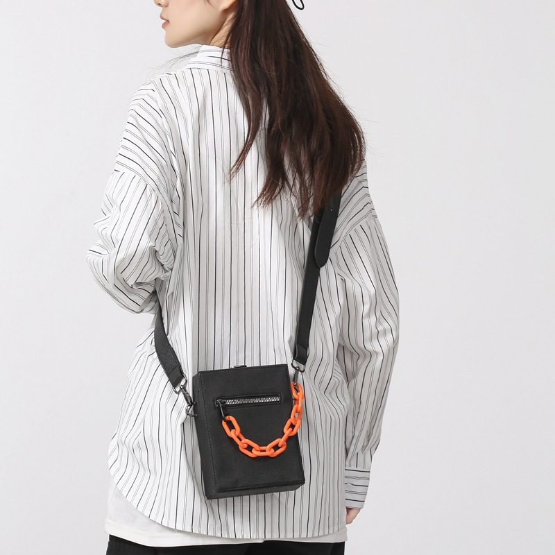 2023 New Box Bag Chain Vertical Mobile Phone Bag Men Fashion Brands Cigarette Case Bag Ins Messenger Bag for Women