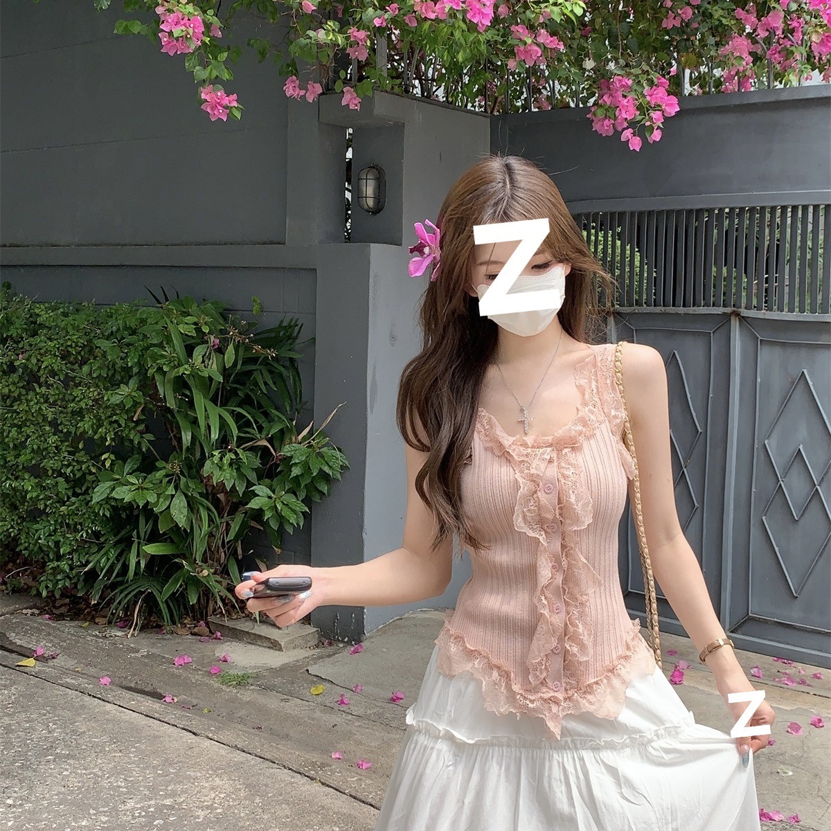 时尚甜美绑带蕾丝花边胸衣吊带背心女装春季新款气质修身别致上衣