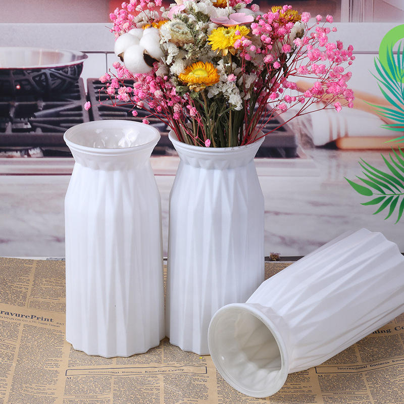 批发现代简约玻璃花瓶干花仿白瓷插花器卧室创意客厅居家装饰摆件