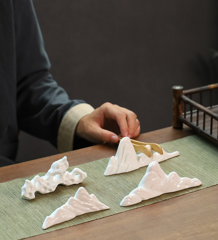 陶瓷笔山笔搁创意中国风简约毛笔架笔托镇尺文房四宝假山桌面摆件