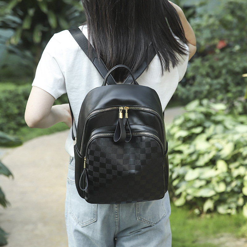 Spring 2022 New Fashion Trendy Large Capacity Korean Student Schoolbag Ladies Travel Casual Backpack Wholesale