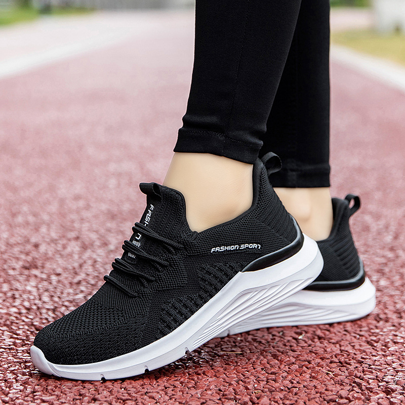 春夏季新款健步老人鞋一脚蹬飞织透气休闲妈妈鞋中老年情侣跑步鞋