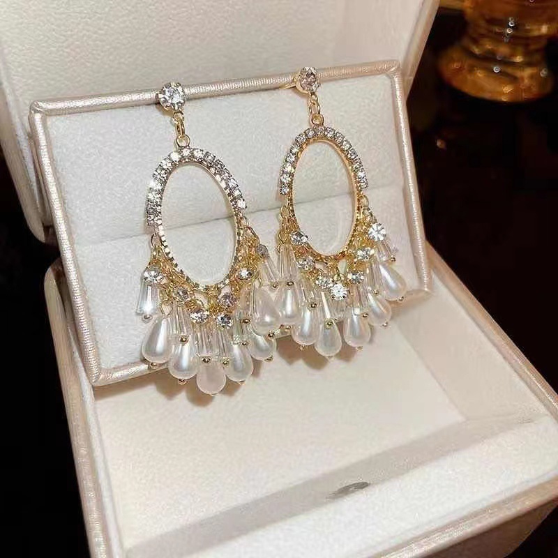 New Trend Retro French Eardrops Affordable Luxury Fashion Earrings Female Diamond Oval Crystal Pearl Tassel Earrings Female