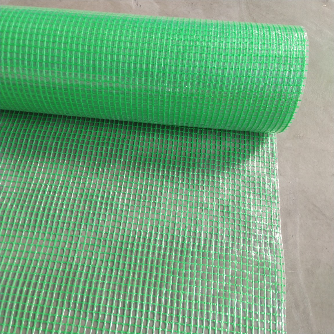 生产pe网格布防水布防尘布透光防水布暖房保温布园林保暖
