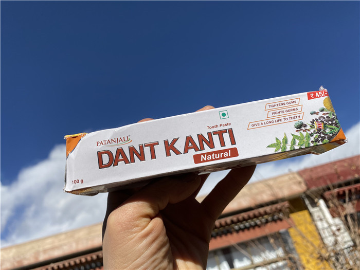 patanjali印度全效护理牙膏100克帕坦伽利固齿清洁美白口气清新